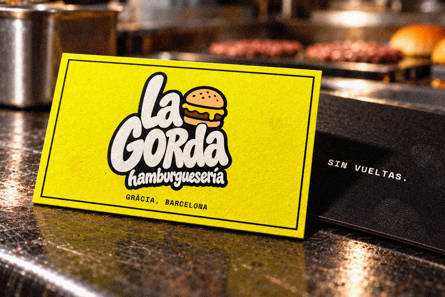 Tarjeta amarilla de La Gorda sobre la barra